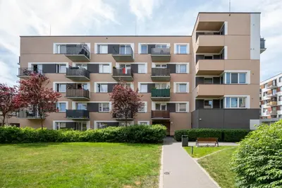 Budynek, w którym mieści się apartament