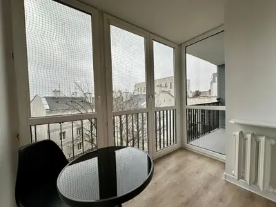 Balkon lub taras w obiekcie Apartament Stadion naprzeciwko Stadionu Narodowego w Warszawie