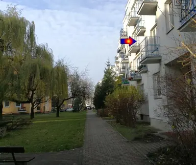 Budynek, w którym mieści się apartament