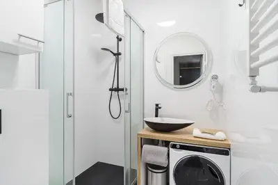 Łazienka w obiekcie P&O Apartments Wiejska II