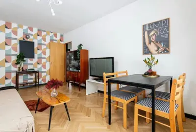 Telewizja i/lub zestaw kina domowego w obiekcie Union Square, 3 sypialnie, centrum, balkon, kawa