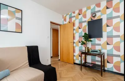 Telewizja i/lub zestaw kina domowego w obiekcie Union Square, 3 sypialnie, centrum, balkon, kawa