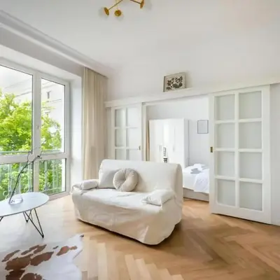 Plac Konstytucji 2 by NYX Apart