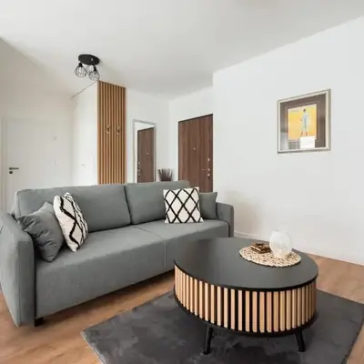 Ursus Chic Apartment by BookingHost