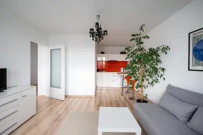 Telewizja i/lub zestaw kina domowego w obiekcie Praga Łukowska Cosy Apartment by BookingHost