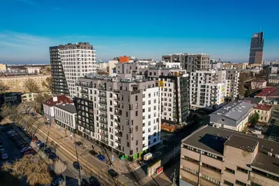 Widok na miasto Warszawa z tego apartamentu