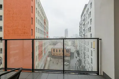 Widok na miasto Warszawa z tego apartamentu