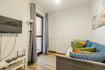Telewizja i/lub zestaw kina domowego w obiekcie ShortStayPoland Skierniewicka (B156)