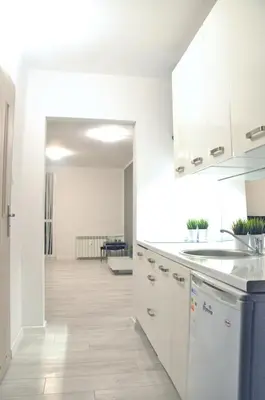 Kuchnia lub aneks kuchenny w obiekcie Nice and comfy studio close to Old town and metro.
