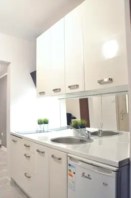 Kuchnia lub aneks kuchenny w obiekcie Nice and comfy studio close to Old town and metro.