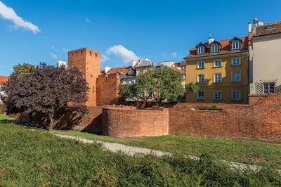 Budynek, w którym mieści się apartament