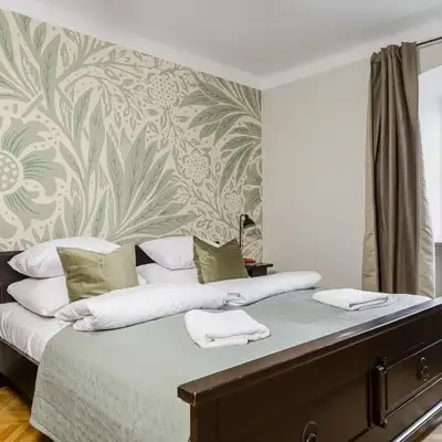 Old Town Serviced P&O Apartments