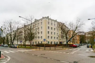 Budynek, w którym mieści się apartament