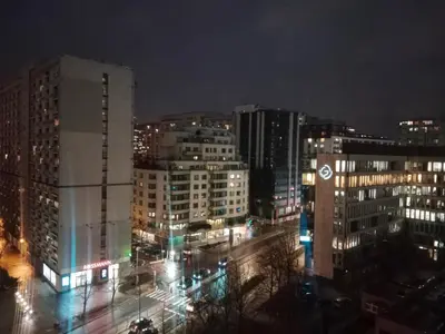 Widok na miasto Warszawa z tego apartamentu