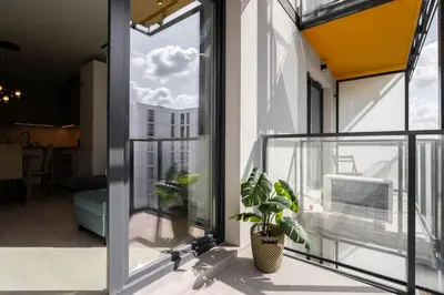 Balkon lub taras w obiekcie Premium Green Tea Apartment Herbu Oksza