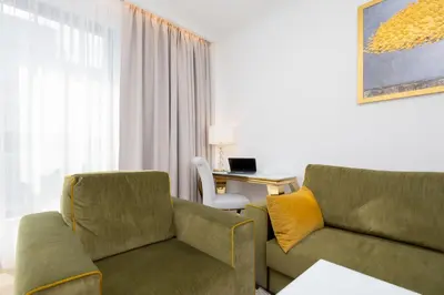 Część wypoczynkowa w obiekcie Stylish Grzybowska Apartments by Noclegi Renters