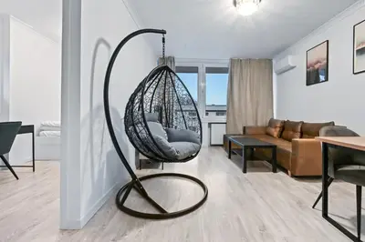 Część wypoczynkowa w obiekcie RentPlanet - Apartament Muranów