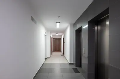 Plan piętra w obiekcie Metro Płocka Cosy Apartment by BookingHost