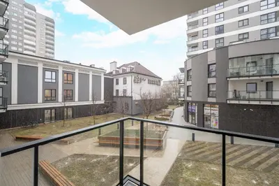 Budynek, w którym mieści się apartament