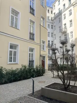 Budynek, w którym mieści się apartament