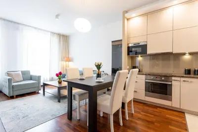 Kuchnia lub aneks kuchenny w obiekcie Urban Chic - One Bedroom Apartment - City Center&Stawki