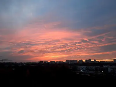 Wschód lub zachód słońca widziany z tego apartamentu