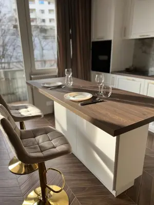 Telewizja i/lub zestaw kina domowego w obiekcie Wiatraczna Glamour Apartment