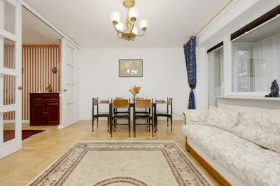 Część wypoczynkowa w obiekcie Vintage Apartment Sengera Cichego with 3 Bedrooms by Noclegi Renters
