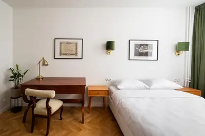 Plan piętra w obiekcie Kopernika City Centre Apartment by BookingHost