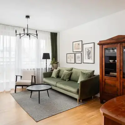 Kopernika City Centre Apartment by BookingHost
