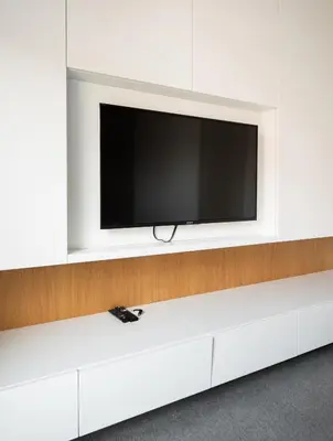 Telewizja i/lub zestaw kina domowego w obiekcie Solec Cristal Home Apartment by BookingHost