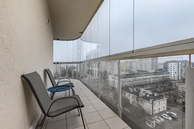 Balkon lub taras w obiekcie Siedmiogrodzka 7 by Homeprime