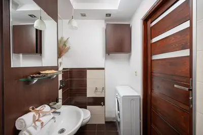 Łazienka w obiekcie Best Central 2-BR Suite 200 m from Central Station and Varso Tower