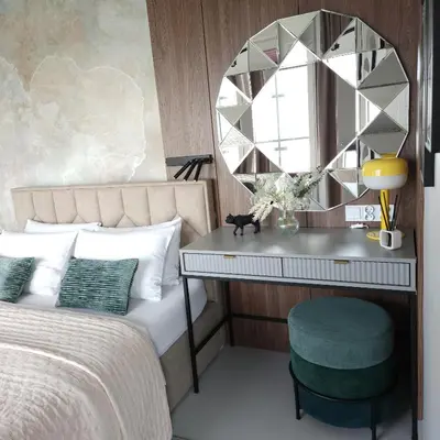 Łóżko lub łóżka w pokoju w obiekcie Luksusowy Apartament Bliska Wola SABA