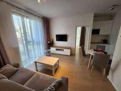 Telewizja i/lub zestaw kina domowego w obiekcie Premium Spire Apartment +parking