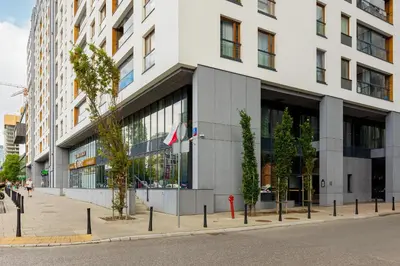 Budynek, w którym mieści się apartament