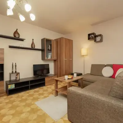 Apartment with Balcony for 2 People in Warsaw by Noclegi Renters
