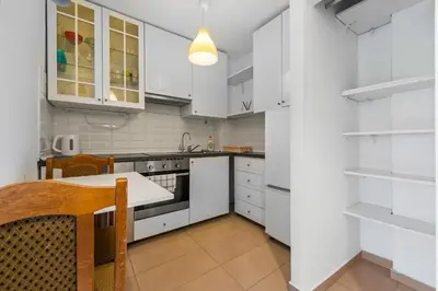 Kuchnia lub aneks kuchenny w obiekcie Cozy Apt. Arkadia/City Center