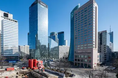 Widok na miasto Warszawa z tego apartamentu