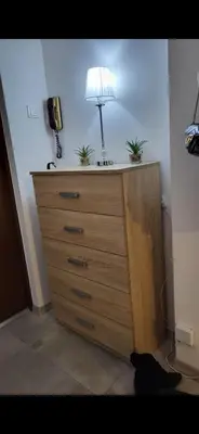 Telewizja i/lub zestaw kina domowego w obiekcie Grzybowska Blue City Centre Apartment by BookingHost