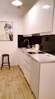 Kuchnia lub aneks kuchenny w obiekcie HomeComfort Apartament Merlin