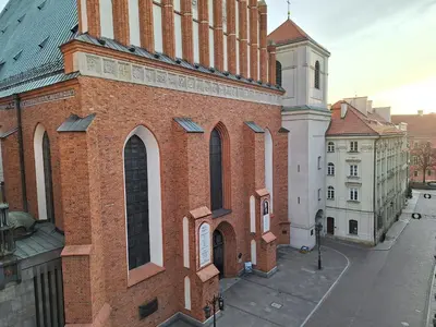 Budynek, w którym mieści się apartament
