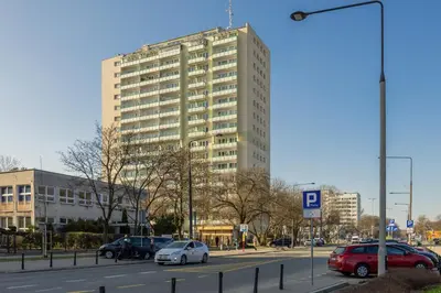 Budynek, w którym mieści się apartament