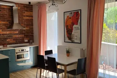 Kuchnia lub aneks kuchenny w obiekcie Lovely One-Bedroom Condo With Patio Free Parking