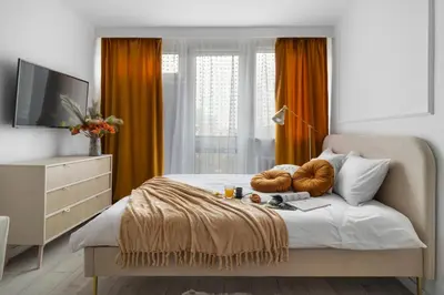 Łóżko lub łóżka w pokoju w obiekcie 2 x1 BR Deluxe Studio Apartments with AC only 900 m to Central Station