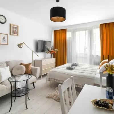 2 x1 BR Deluxe Studio Apartments with AC only 900 m to Central Station