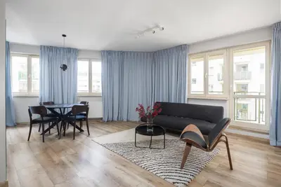 Plan piętra w obiekcie Metro Wilanowska Apartment with SPA by BookingHost