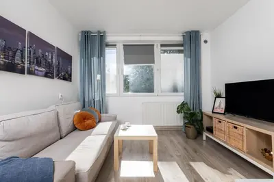 Telewizja i/lub zestaw kina domowego w obiekcie Cupcake Apartment Mokotow