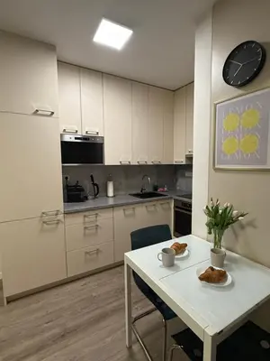 Kuchnia lub aneks kuchenny w obiekcie Modern apartment near to the Chopin's airport Cybernetyki 2A