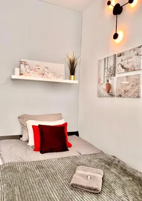 Łóżko lub łóżka w pokoju w obiekcie Super 1 Bed room Condo in Warszawa center